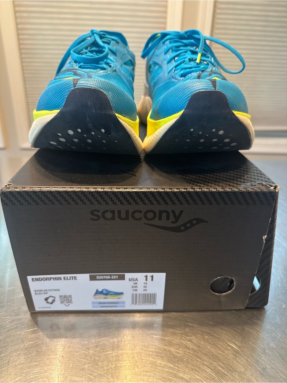 Saucony Men’s Endorphin Elite Running Shoes - Blue and Yellow